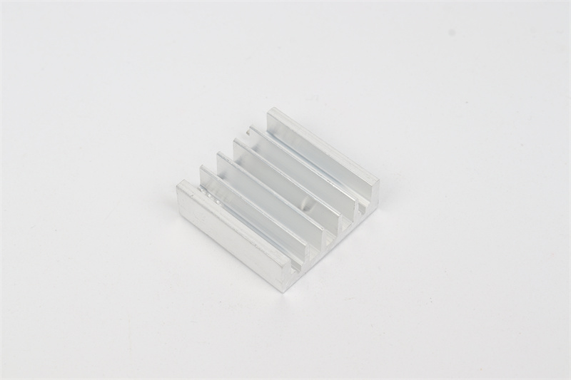电子散热器